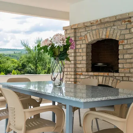 Magnolia Villa